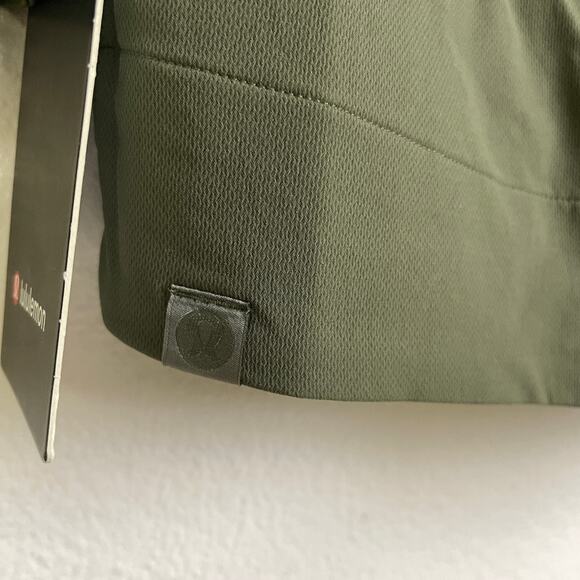 Lululemon Cargo Pocket Shirt Mens XS Green Snap Long Sleeve Utility Stretch NWT - Picture 10 of 10